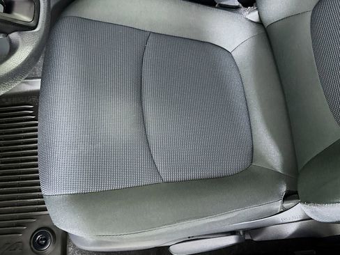 Certified 2025 Toyota RAV4 LE AWD/4WD image 19