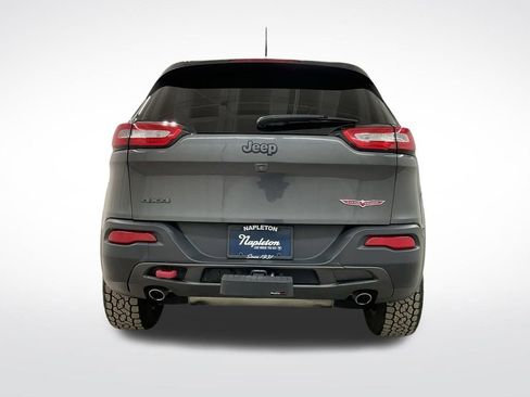 Used 2015 Jeep Cherokee Trailhawk w/ Comfort/Convenience Group image 21