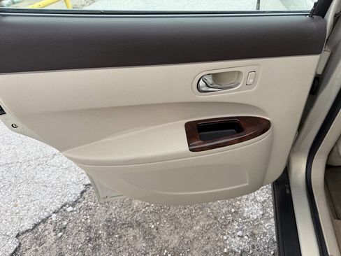 Used 2008 Buick LaCrosse CX FWD image 15