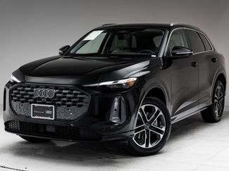 Certified 2025 Audi Q5 Premium w/ 19" Wheel Package AWD/4WD video 1