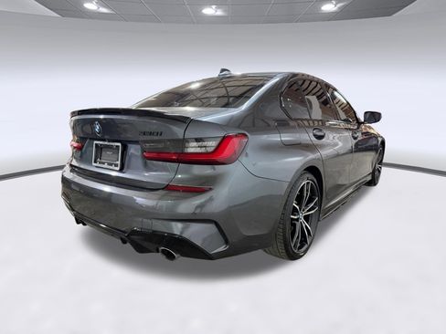 Used 2019 BMW 330i Sedan w/ M Sport Package RWD image 8