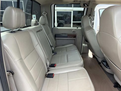 Used 2010 Ford F250 Lariat AWD/4WD image 12