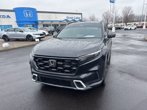 Used 2025 Honda CR-V Sport Touring image 2