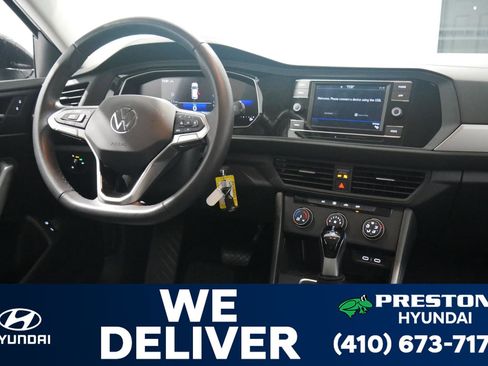 Used 2024 Volkswagen Jetta S image 18