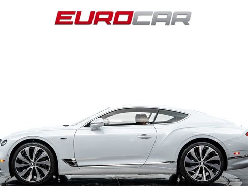 Used 2024 Bentley Continental GT AWD/4WD image 2