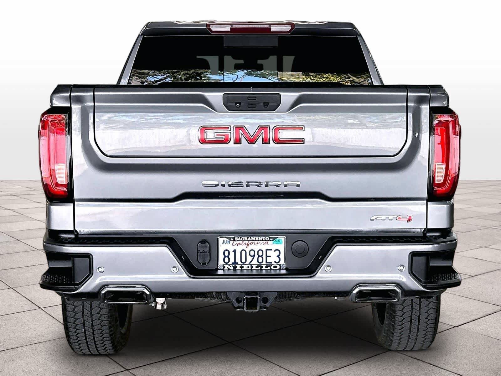 Used 2021 GMC Sierra 1500 AT4 w/ AT4 Preferred Package AWD/4WD image 8