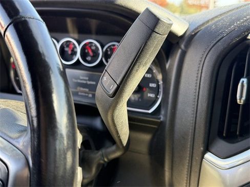 Used 2021 Chevrolet Silverado 1500 LT Trail Boss w/ Convenience Package II image 19