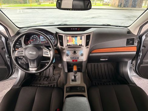 Used 2013 Subaru Outback 2.5i Limited image 47