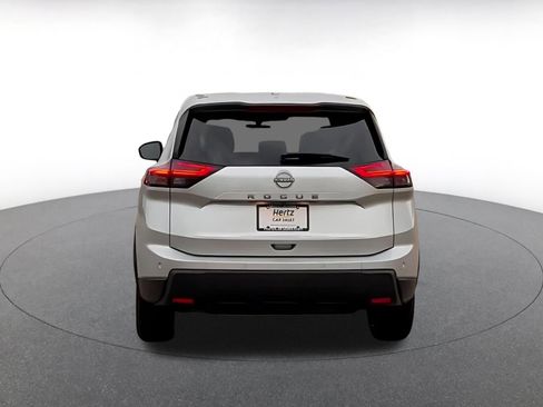 Used 2025 Nissan Rogue SV FWD image 12