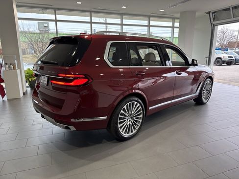 New 2026 BMW X7 xDrive40i image 8