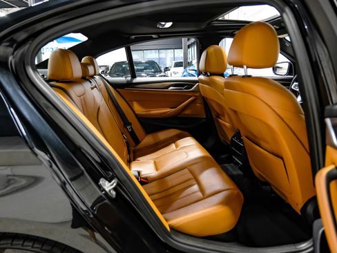 Used 2017 BMW 540i RWD image 37