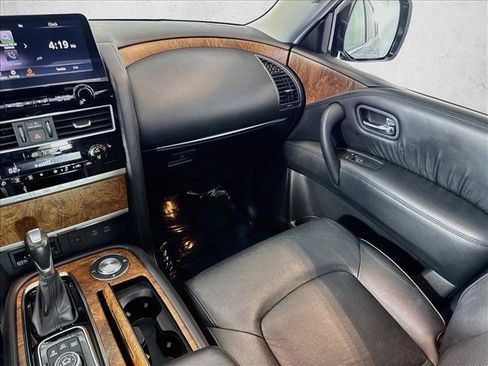 Used 2024 Nissan Armada SL w/ Captain's Chairs Package RWD image 22