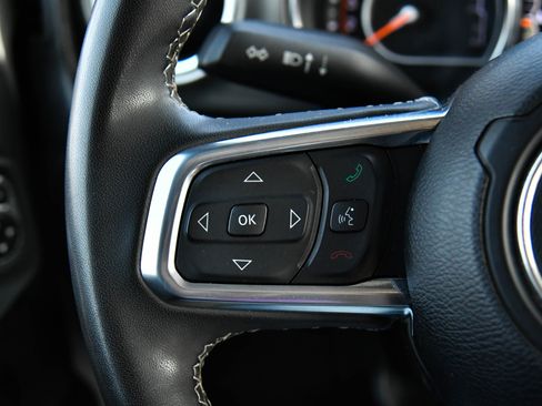 Used 2023 Jeep Gladiator Overland image 32