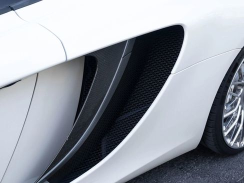 Used 2013 McLaren MP4-12C Spider RWD image 12