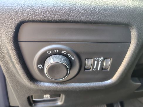 New 2026 Jeep Grand Cherokee L 4WD image 31