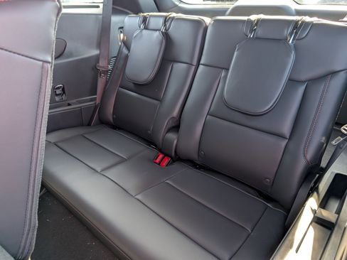 New 2026 Ford Explorer ST-Line image 15