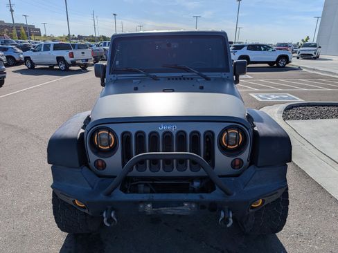 Used 2013 Jeep Wrangler Unlimited Rubicon w/ Connectivity Group AWD/4WD image 6