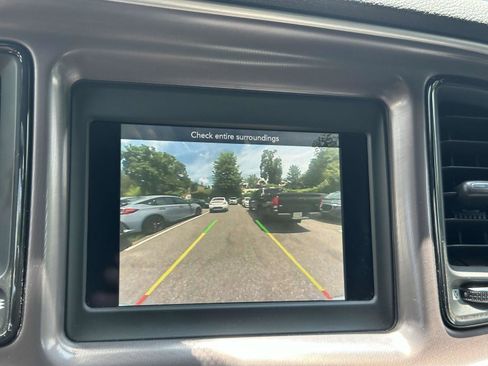 Used 2022 Dodge Challenger R/T image 17