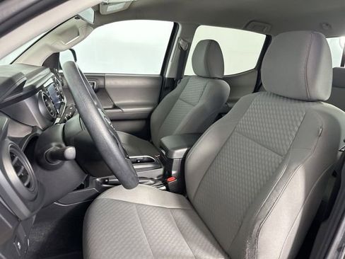 Used 2023 Toyota Tacoma SR AWD/4WD image 13
