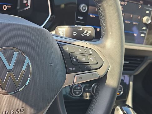 Used 2023 Volkswagen Jetta SEL image 18