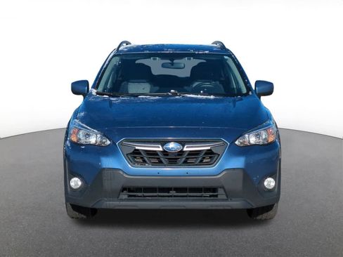 Used 2022 Subaru Crosstrek 2.0i Premium w/ Moonroof Package image 9