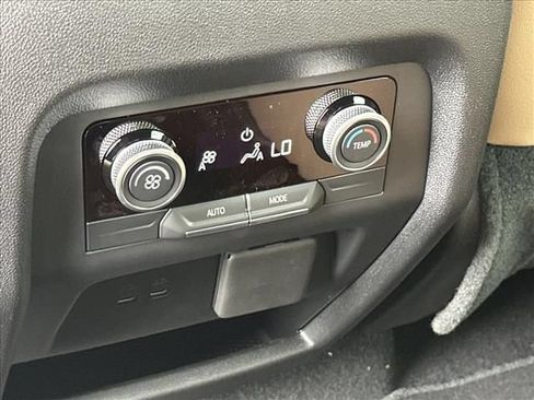 New 2026 Buick Enclave Preferred w/ Power Package FWD image 22