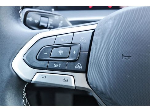 Used 2025 Volkswagen Tiguan S FWD image 17