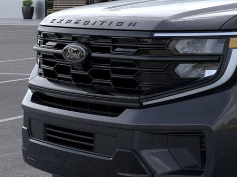 New 2026 Ford Expedition Platinum w/ Stealth Appearance Package image 17