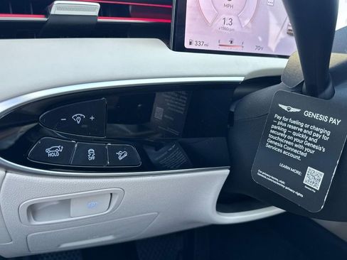 New 2026 Genesis GV70 2.5T Advanced AWD/4WD image 12