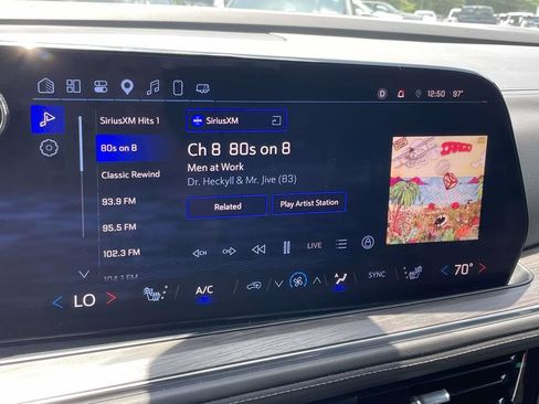 Used 2025 Chevrolet Tahoe Z71 AWD/4WD image 38