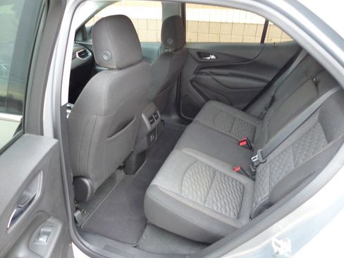 Used 2019 Chevrolet Equinox LT image 35