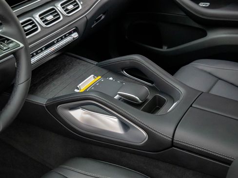 New 2026 Mercedes-Benz GLE 350 4MATIC image 13