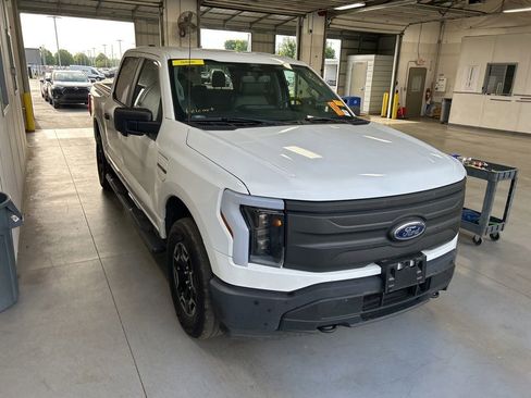 Used 2022 Ford F150 Lightning Pro AWD/4WD image 7