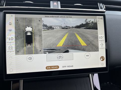 New 2026 Land Rover Range Rover Velar Dynamic SE image 24