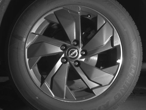 Used 2025 Nissan Rogue SV FWD image 13