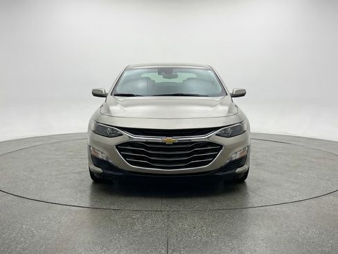 Used 2024 Chevrolet Malibu LT image 2