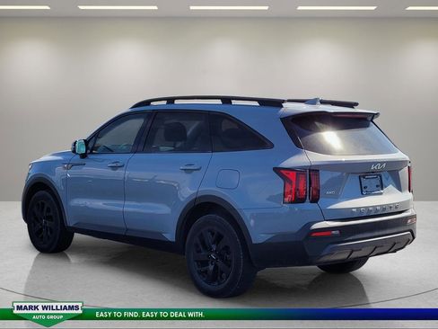 Used 2022 Kia Sorento S AWD/4WD image 6