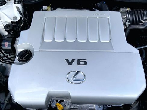 Used 2014 Lexus ES 350 w/ Luxury Package FWD image 32