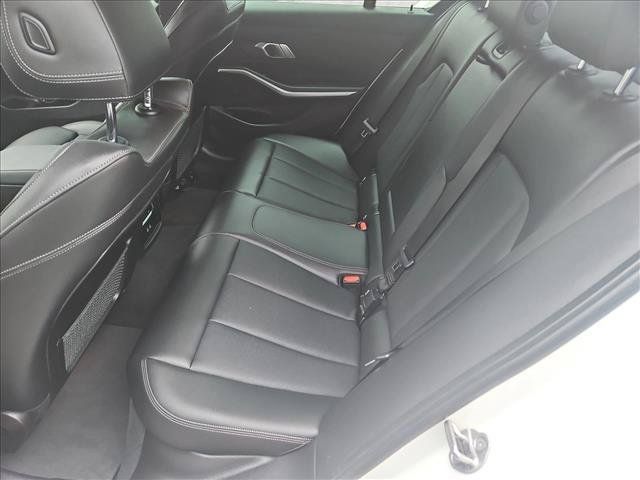 Used 2022 BMW 330i Sedan w/ Convenience Package RWD image 20