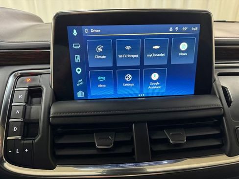 Used 2023 Chevrolet Suburban High Country AWD/4WD image 24