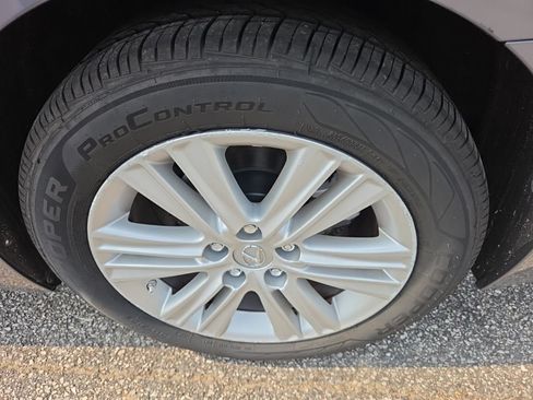 Used 2013 Lexus ES 350 w/ Premium Pkg FWD image 6