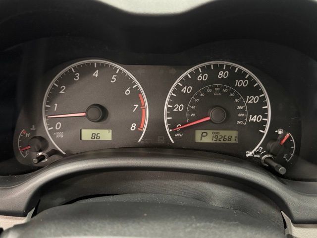 Used 2013 Toyota Corolla L FWD image 17