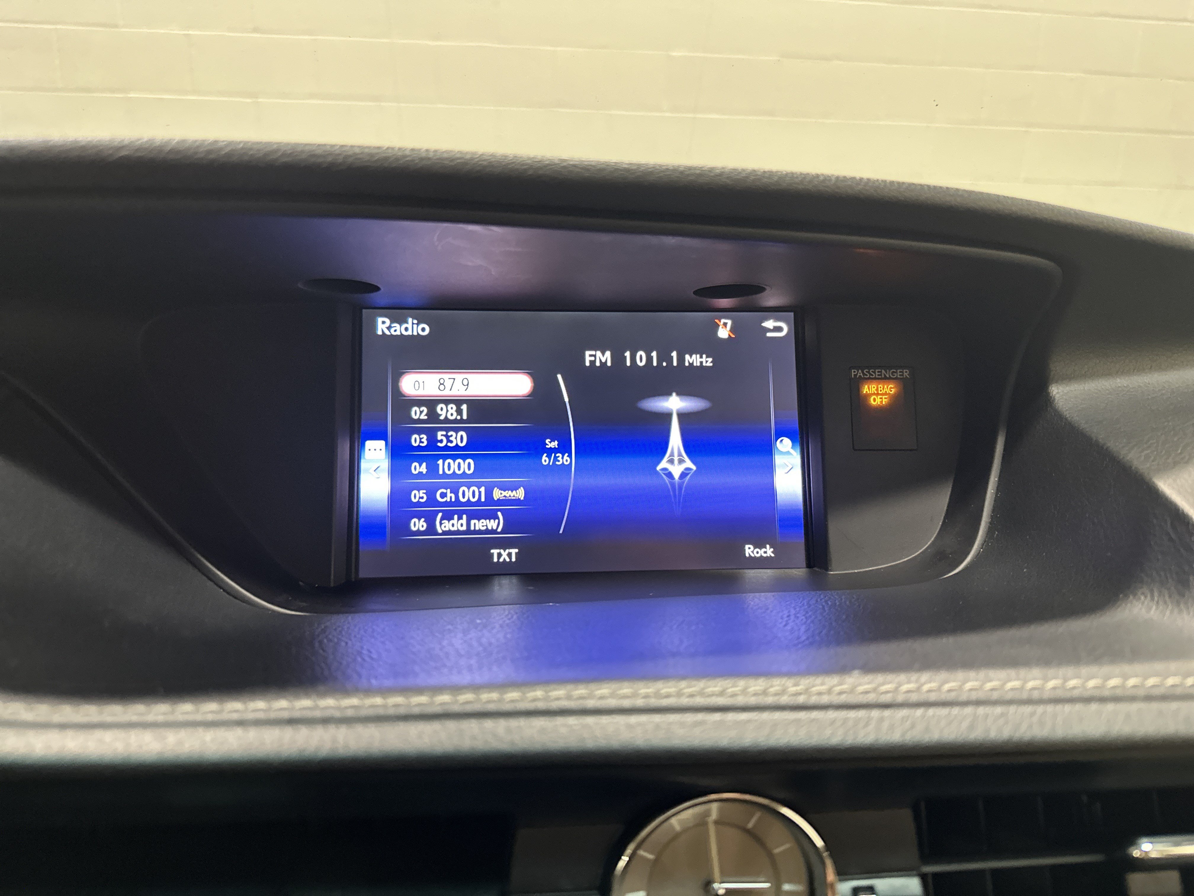 Used 2015 Lexus ES 350 w/ Premium Package FWD image 23