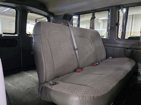 Used 2017 Chevrolet Express 2500 LS image 17