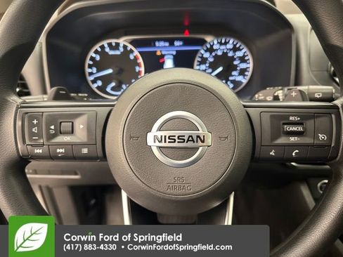 Used 2021 Nissan Rogue S image 20