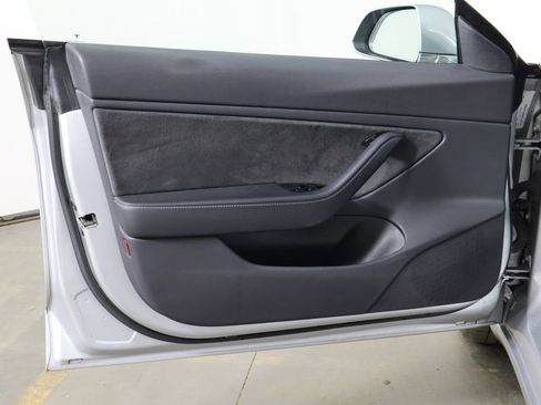 Used 2019 Tesla Model 3 Long Range AWD/4WD image 18