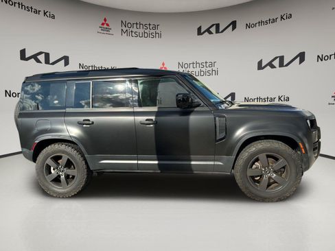 Used 2023 Land Rover Defender 110 S AWD/4WD image 6