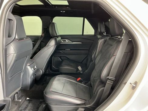 Used 2025 Ford Explorer ST w/ Sun And Sound Package AWD/4WD image 30