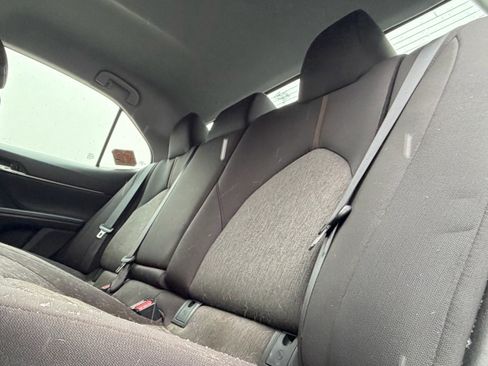 Used 2020 Toyota Camry LE image 26