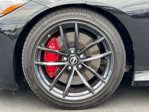 Used 2024 Nissan Z Performance w/ Floor Mat Package RWD image 27
